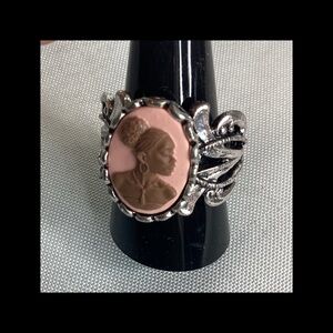 Elegant Silver and Pink Cameo Ring